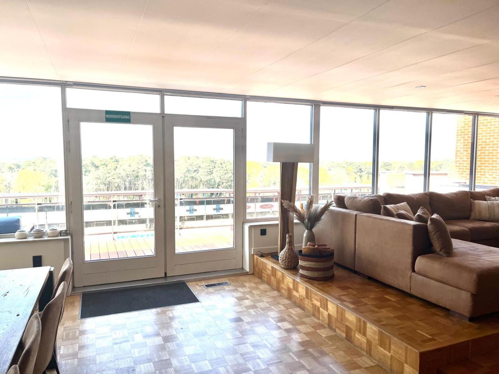 Villa Gt Lounge *
