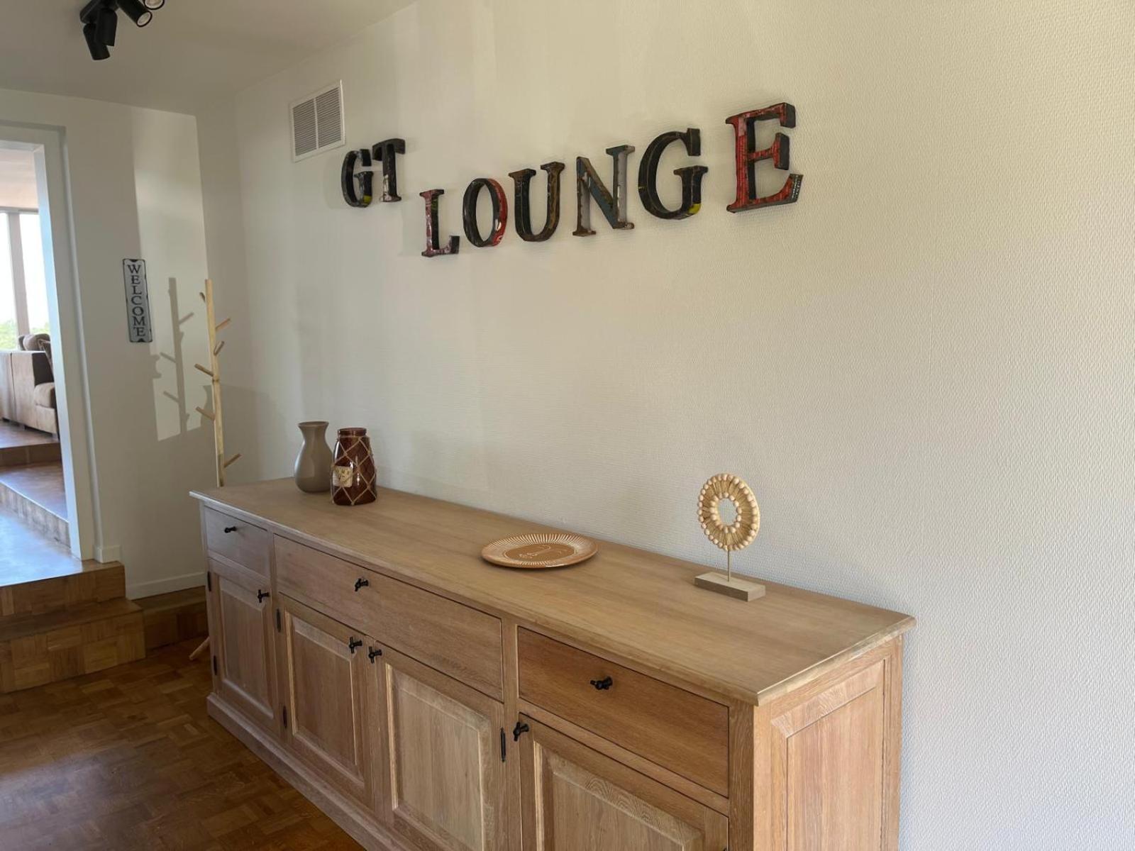 Gt Lounge Villa *